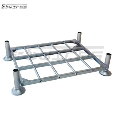 Pallet xếp kim loại