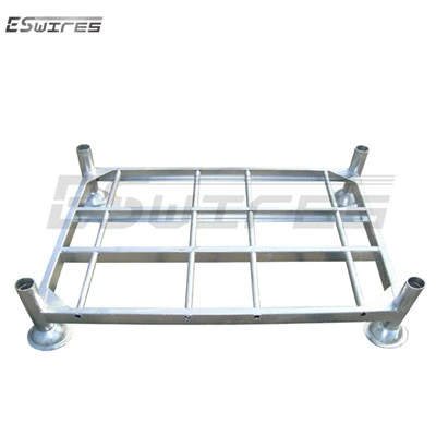 Pallet kim loại có thể xếp chồng lên nhau